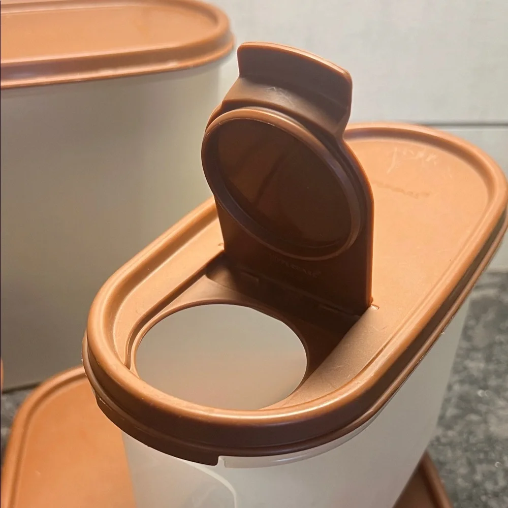 Set of 4 Vintage Tupperware Stackable Modular Mates. Brown lids. Exc condition